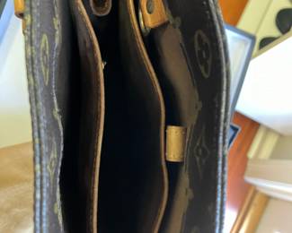 Vintage Authentic Louis Vuitton GM LV mono Vavin model $800