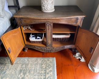 #30 - $1000 - French Prov. Bow Front Cabinet 46"Wx26"Dx33"H