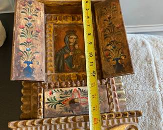 $125 - Peruvian religious relique. wood polychrome. 