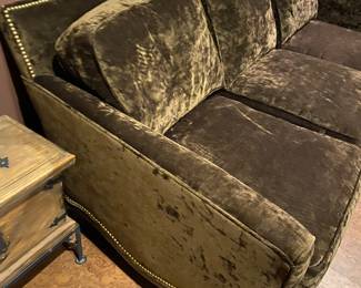 #79 - $500 - Brown Velvet Couch Sante Fe. 80"Wx40"Dx33"H