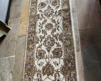 #57 - $150 - Rug Olive Green & Cream 5' 4"Lx2' 1" W