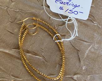 #B - $150 - 14kt gold earrings made in Italy