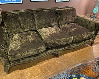 #79 - $500 - Brown Velvet Couch Sante Fe. 80"Wx40"Dx33"H