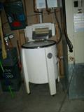 Vintage Speed Queen 50s Wringer Washer