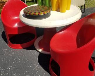 Cool 1960's children's table and chairs 