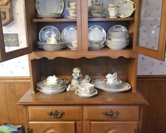 1950-60's vintage Maple cabinet.