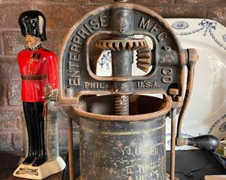 Antique Enterprise Mfg Cast Iron No 25 Sausage Stuffer