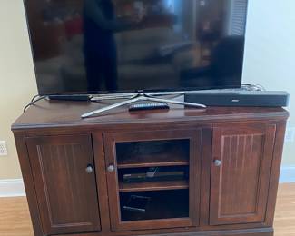 Shaker Style Entertainment Center/Samsung TV 50"