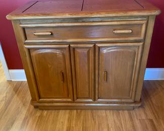 Broyhill Mid Century Oak Fold Out Sideboard/Buffet