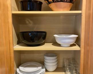 White 4 Pc Setting Dinnerware/Juice Glasses/Serving Bowls