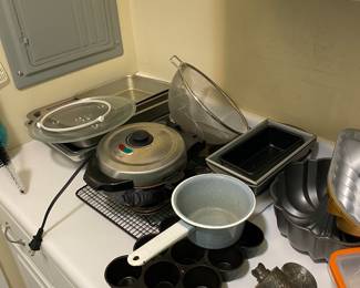 Misc Bakeware/Vintage Meat Grinder