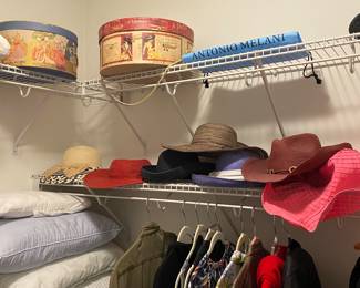 Bed Pillows/Hat Boxes/Hats