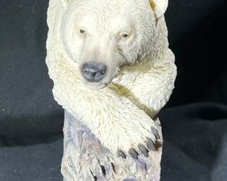 “Snow Cone Polar Bears” by Mill Creek Sculpture