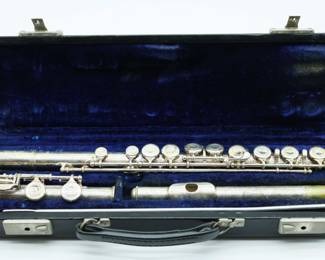 Haynes Schwelm Co. Boston Mass Flute #461953 - Armstrong Case Included