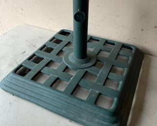 Metal Patio Umbr Stand - Heavy