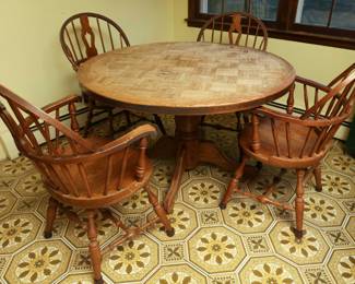 Oak Breakfast Dining Table & 4 Chairs