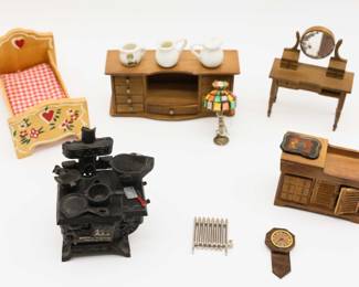 Lot Of Assorted Miniature Doll House Furniture - Please See All Photos 