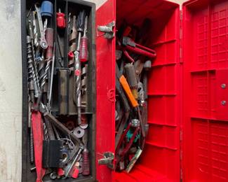 Metal Tool Case W/ Assorted Hand Tools 