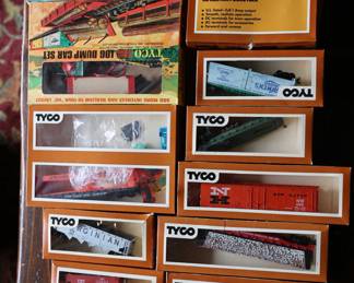 Vintage Tyco Scale Model Train Lot