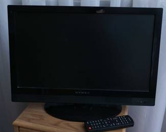 DYNEX 22 LCD TV W/ Remote