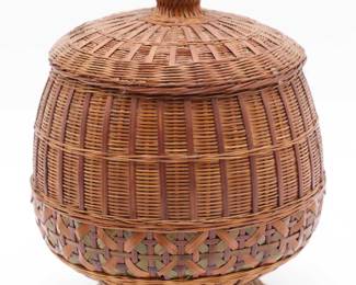 Vintage MCM Round Wicker Lidded Basket, Boho Decor, Mid Century Shanghai Handicrafts,  Rattan