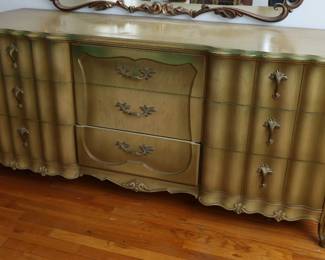 French Provincial Dresser W/ 9 Drawers