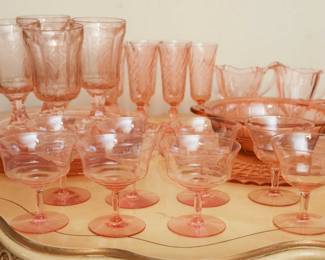 Optic Pink Cristal DArques Optic Swirl 27 Pieces