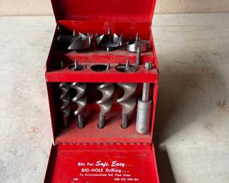 VINTAGE MILWAUKEE SELFEED & AUGER BIT KIT - Big Hole Drilling 