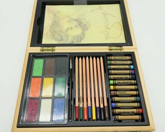 Charming Art Set In Wooden Box 