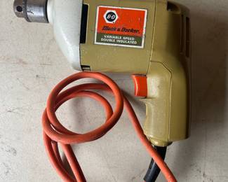 Black & E Decker Variable Speed Drill 