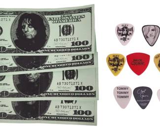 Alice Cooper 2014 Tour Confetti and Guitar Picks