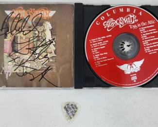 Aerosmith Band Signed Toys in Attic CD with Pick