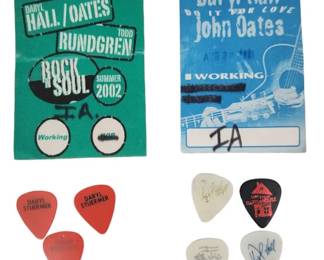 Hall & Oates Crew Passes & Guitar Picks