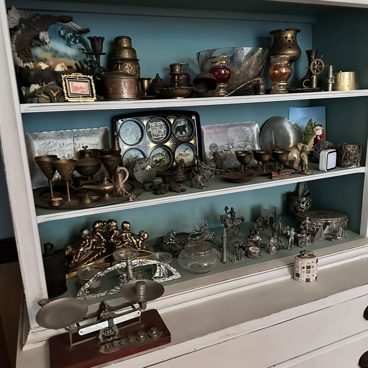 2 Properties/Estate Sale in Kankakee, IL starts on 4/5/2024