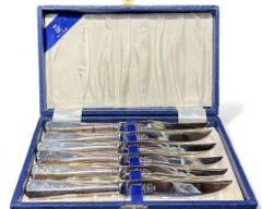 Set of Six Vintage Sheffield England Stainless Steel Steak knives in original box
