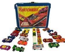Vintage 1971 Matchbox Carry Case With Great Vintage Matchbox Race Cars!
