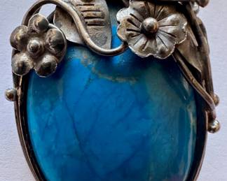 Vintage SSP Large Sterling Silver & Natural Stone Brooch Pin With Loop To Use As Pendant
Lot #: 64