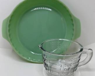 Vintage Jadeite Glass Fire King Pie Plate & Unbranded Measuring Mixing Cup
Lot #: 107