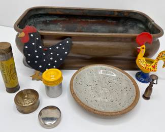 Copper Planter, 2 Roosters, 3 Small Containers With Lids, Mini Metal Woman Figurine & More
Lot #: 135