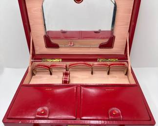 Vintage Saks Fifth Ave Shortrip Leather Overnight Case With Separate Vanity & Clothes Compartments & Key
Lot #: 155