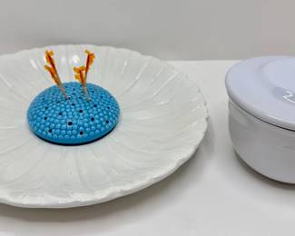 Mid-Century Modern Este Ceramiche Italy Sunflower Appetizer Plate & Modern Emile Henry France Butter Bell
Lot #: 77