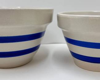 2 Roseville Ohio Banded Nested Mixing Bowls 6 Inches & 7 Inches, Matches Lot 22
Lot #: 21