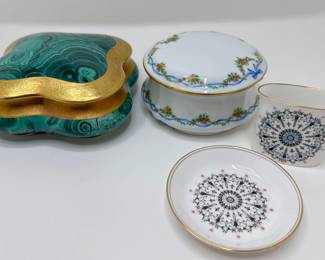 2 Vintage Limoges France Covered Candy Bowls & Royal Worcester Cigarette Holder With Matching Ashtray Plate
Lot #: 173