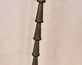 Vintage Telescoping Metal Floor Ashtray
Lot #: 55