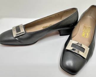 Salvatore Ferragamo Low Heel Pumps With Buckles, Size 8, Grayish Black
Lot #: 20