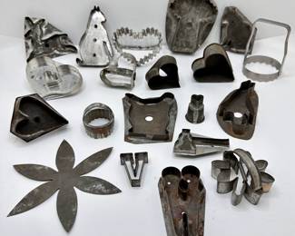 Primative Assorted Metal Cookie Cutters
Lot #: 131