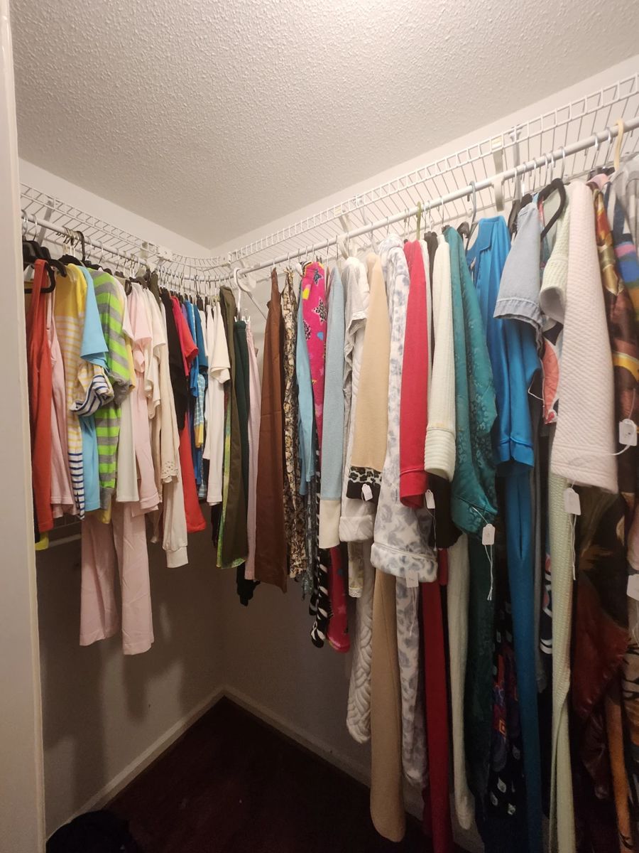 Treasured Memories Estate Sales in Dalton, GA starts on 3/22/2024