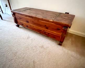 Lane cedar chest