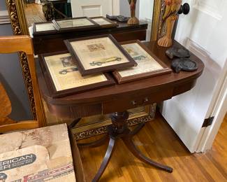 Flip top side table.