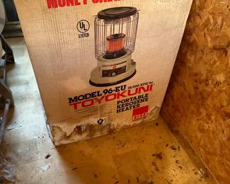 #58	Toyokum Portable Kerosene Heater - Model 96EU - 18000 BTU	$40
